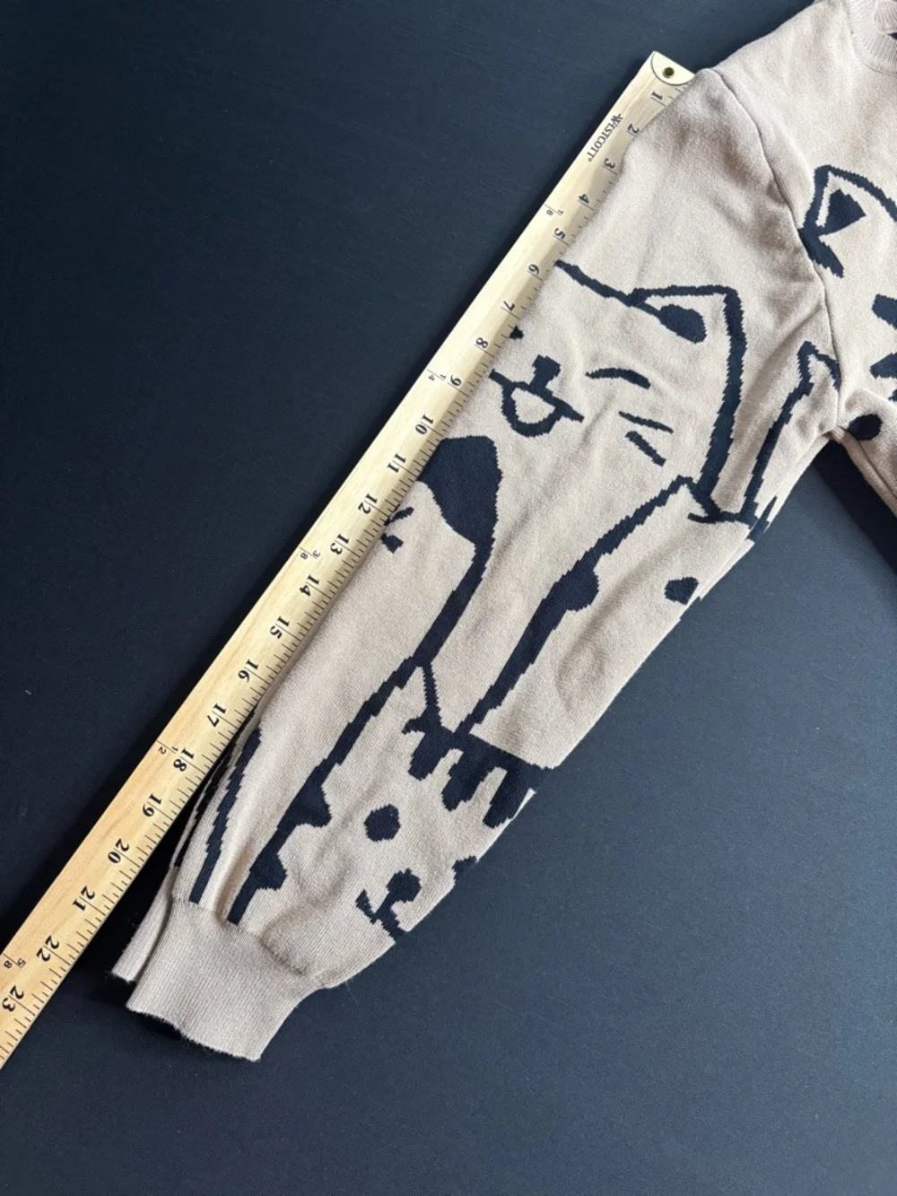 🤍Cute Cat Pattern Sweater - Beige by Lizette Collection size L